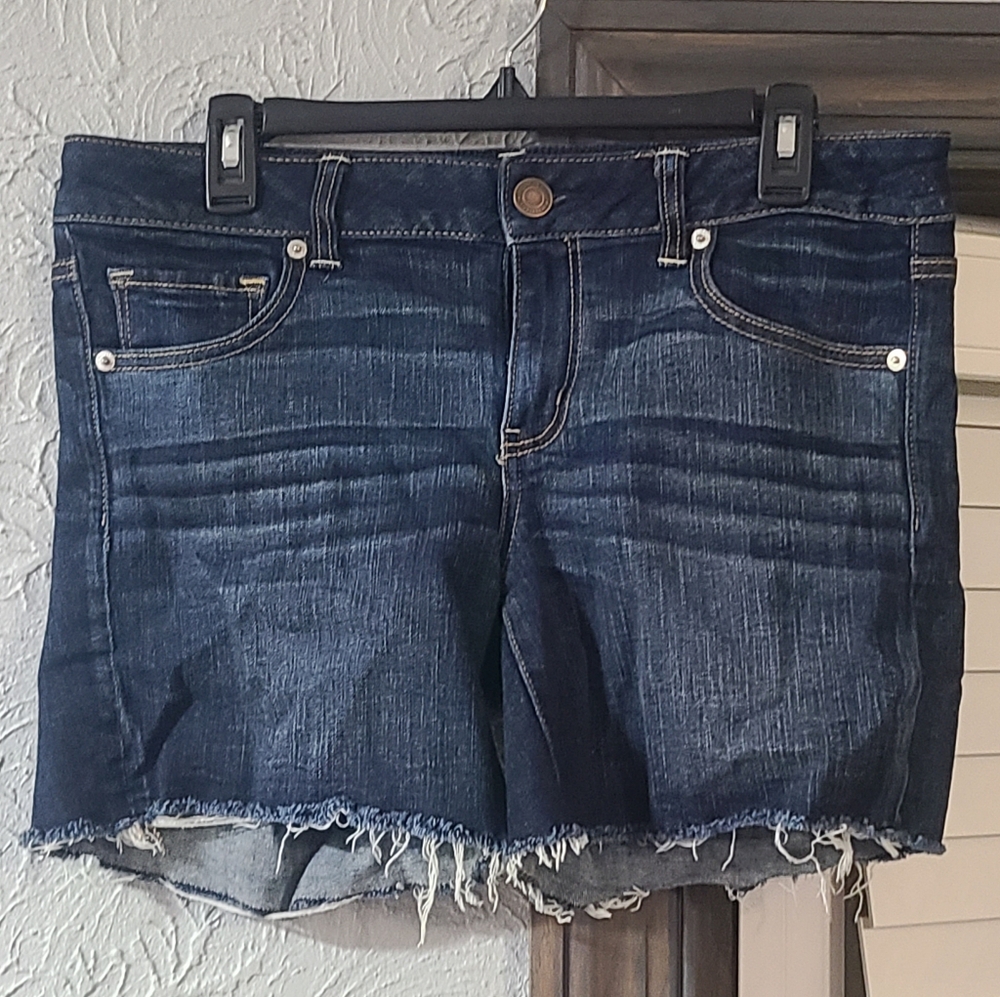 American Eagle Outfitters dark wash denim jean shorts - high-rise fit and frayed
